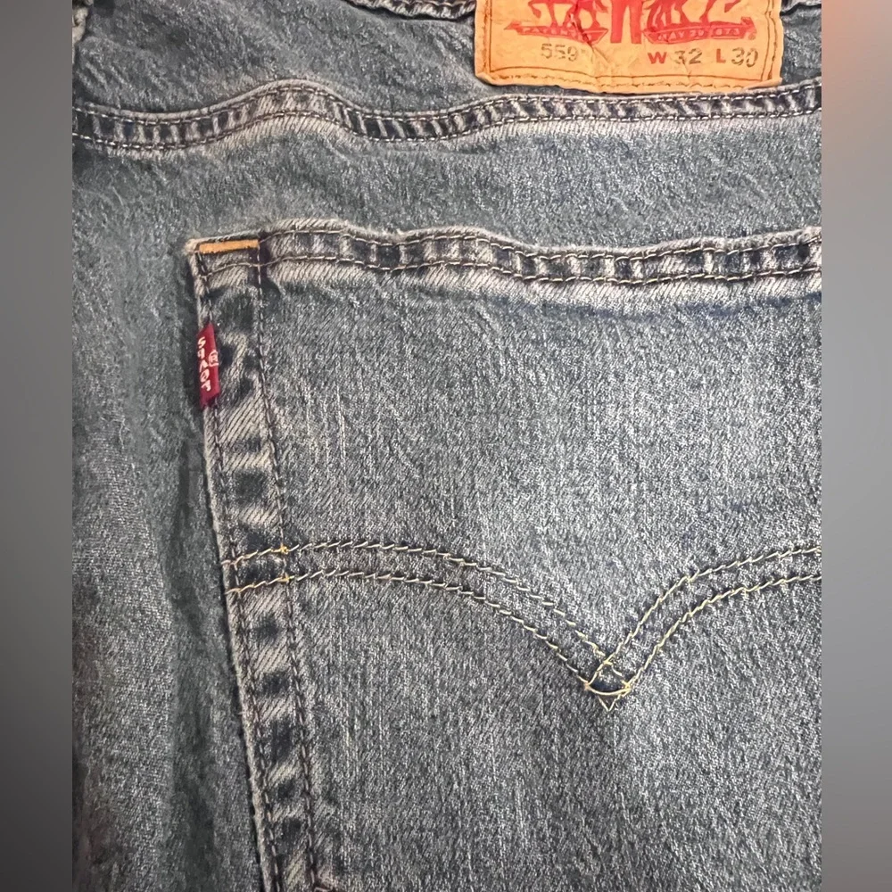 Levi's 559 Men’s Relaxed Straight Stretch Blue Jeans 32x29 1/2 Tag(W32xL30)